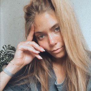 Meet your Posher, Laurence